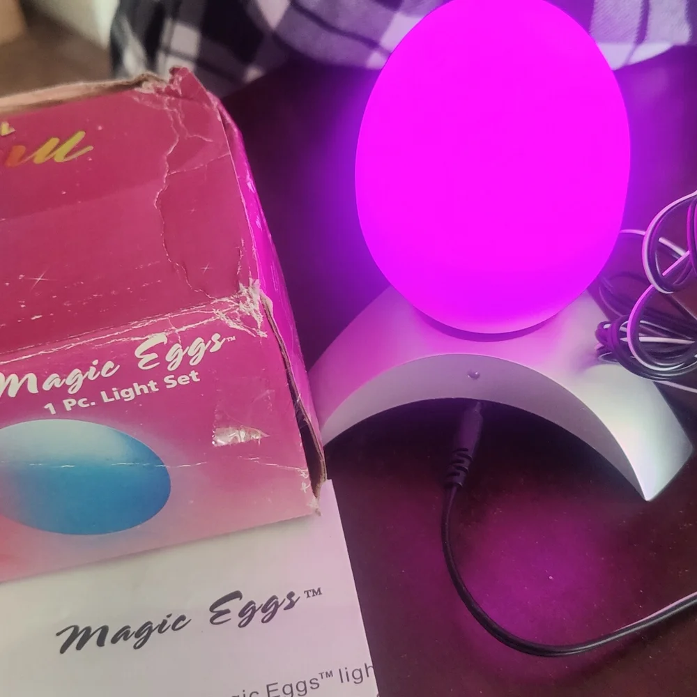Magic Egg brighten up